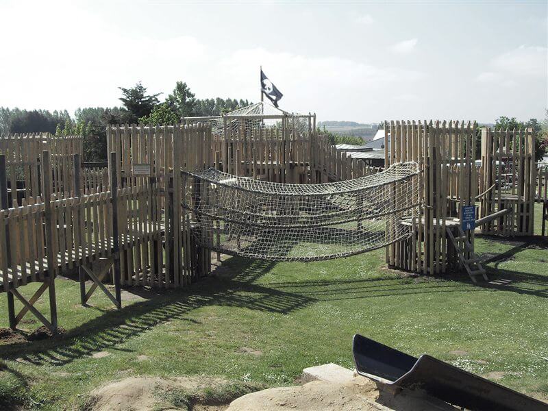 Adult Play Area 32